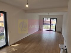 Apartament cu 2 camere de vanzare in Busteni, curte si loc de parcare